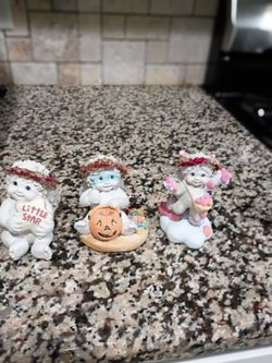 Dreamsicles lot of (3) "Little Star",Love Messenger"& "October Calendar " in Curio like NEW 1(contact info removed)