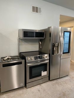 Kitchen Appliance Set for Sale 4 piece