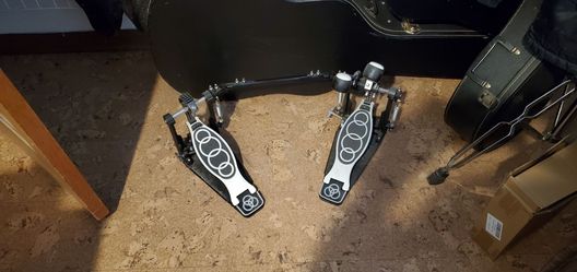 Double Bass Drum Pedal