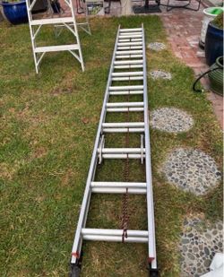 Aluminum Extension Ladder Black&Decker 225 Lbs.