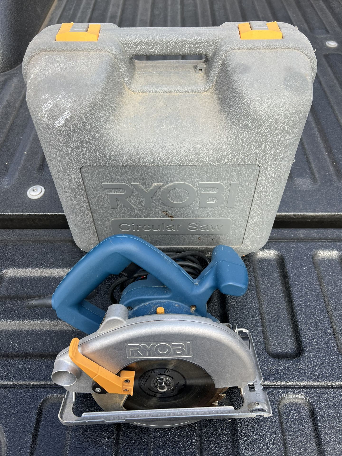 Ryobi Circular Saw with Case 13 Amp