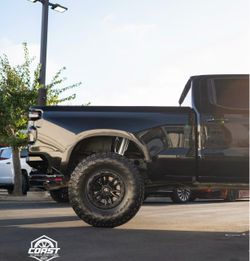 Brand New Fuel Rebel 6 in Matte Black Available 17” Rim