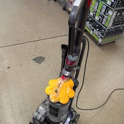 Dyson Vacuum 