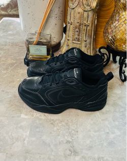 Men’s Nike Mens Air Monarch IV 416355 001 Black Casual Walking Shoes Size 9.5US