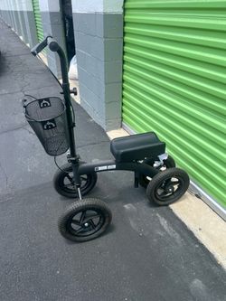 Knee scooter