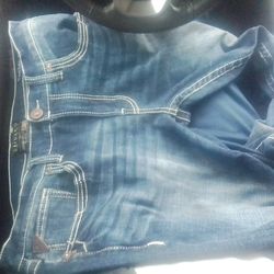 Mens Salvage jeans from buckle