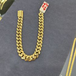 10k Gold Cuban Bracelet 