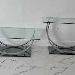Table And Console 