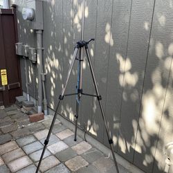 Ambico Tripod