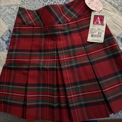 New. 6X Saint Matthew’s School Skirt 