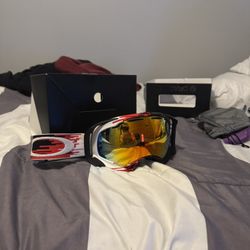 Oakley Snowboarding Goggles