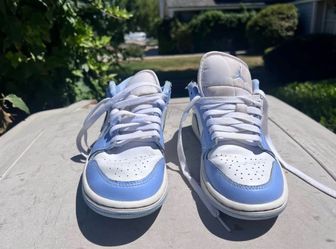 Air Jordan 1 Low Blue White Sneakers