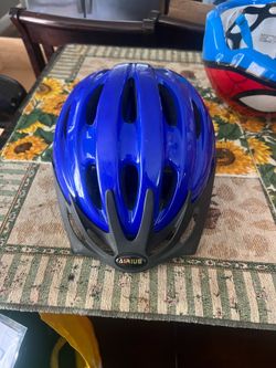 Casco de bicicletas de niño