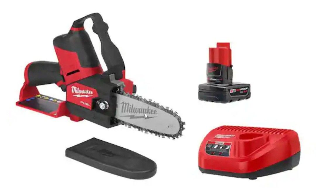 New Milwaukee 2527-21 Pruning Saw M12 FUEL 12V HATCHET 6" Brushless With 4ah Battery