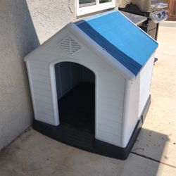 Large Dog House Doghouse