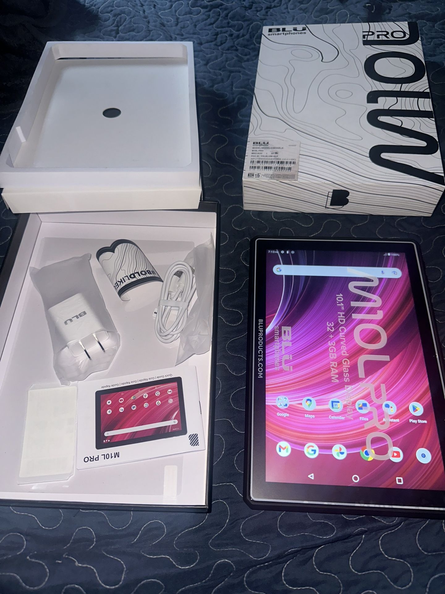 Big Tablet It Comes With Everything Including Charger $50