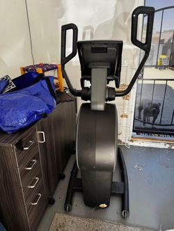 Elliptical Cross Trainer Machine