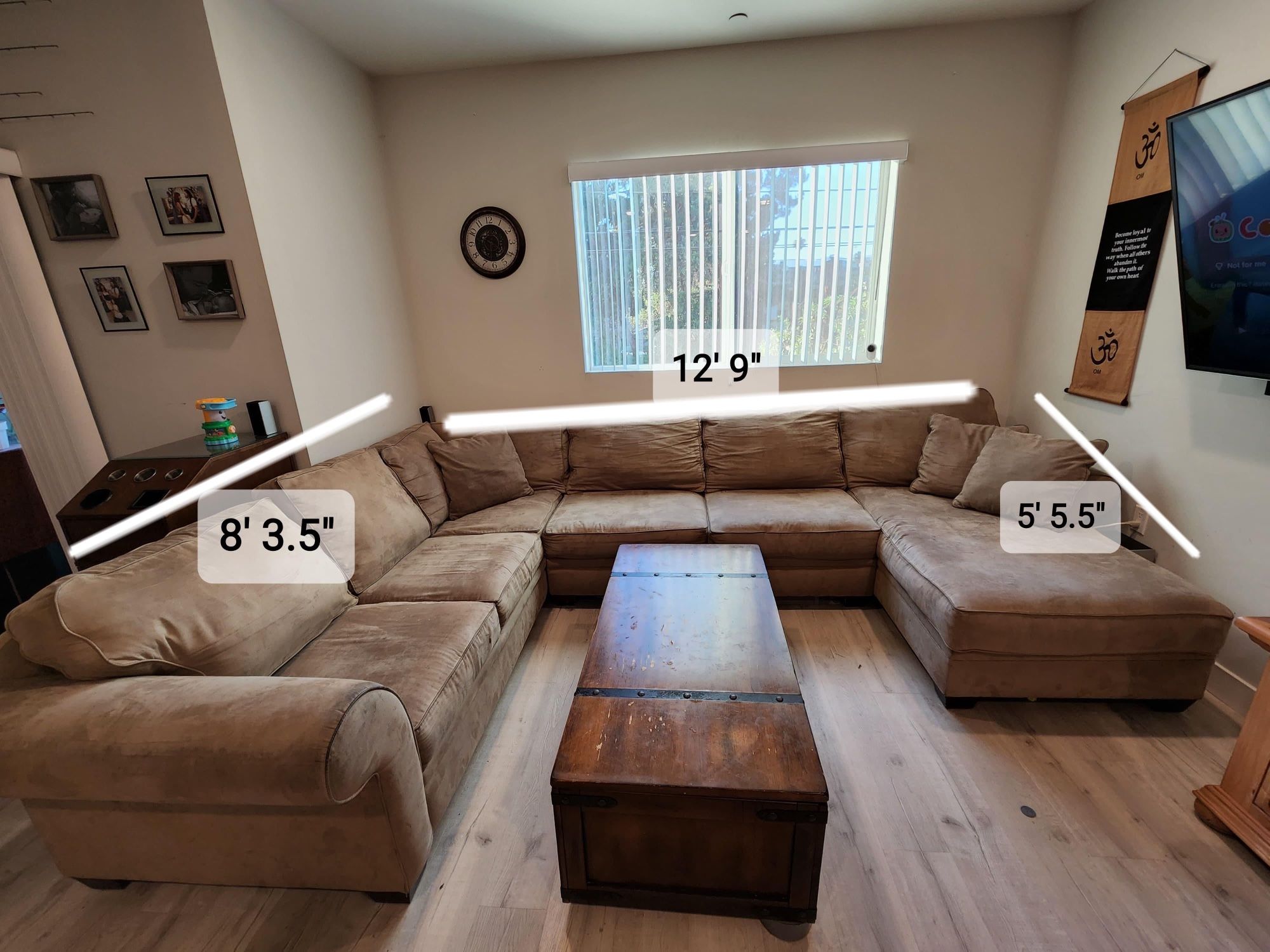 Huge Sectional Couch Available! 