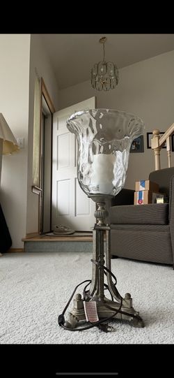 Table lamp