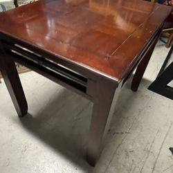 Solid Wood 🪵 Table!!!!