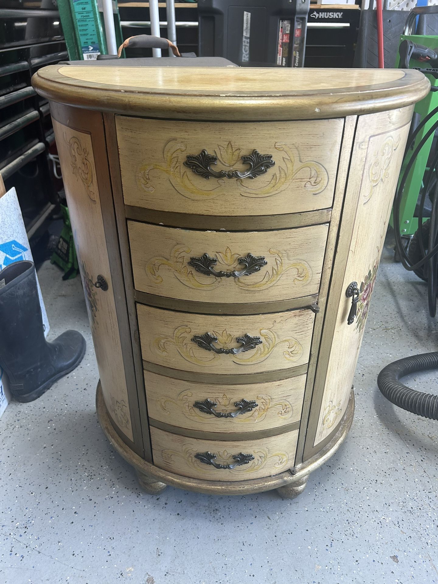 End Table/ Cabinet / Bath Cabinet / Hallway 