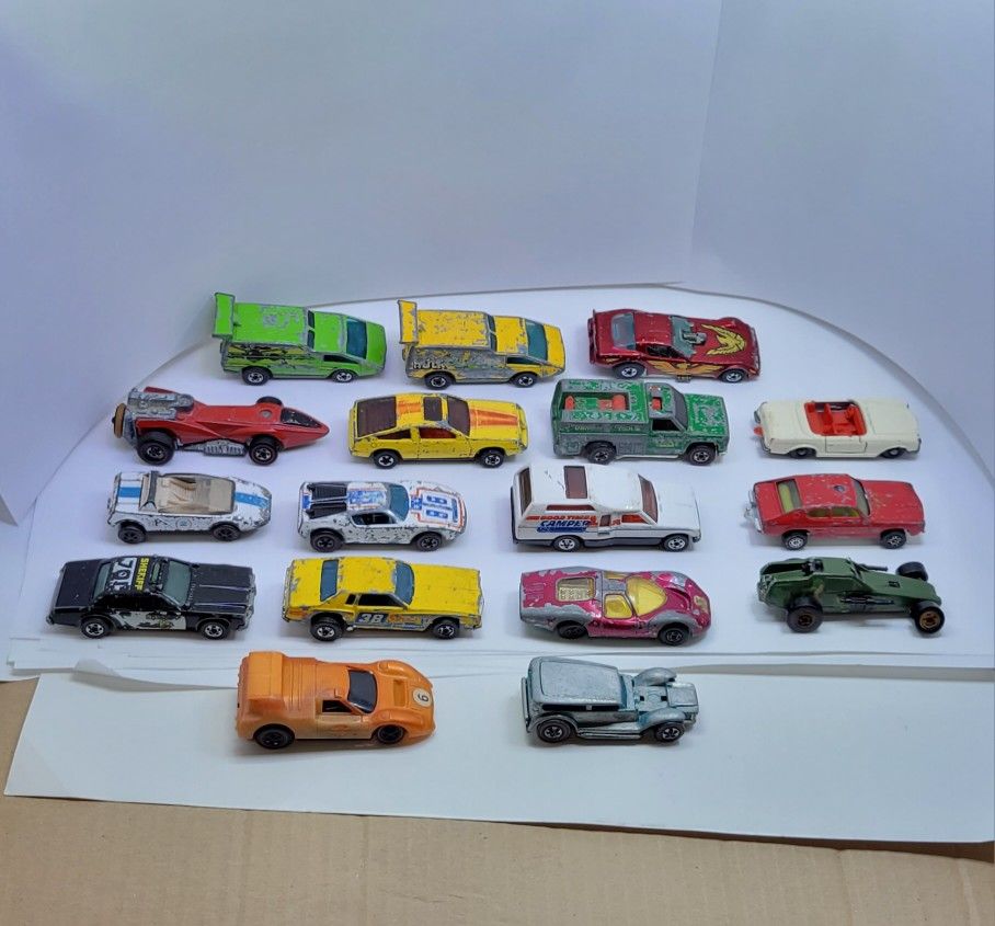 Hot Wheels Redline Rally Case Lot With Redlines and BWs