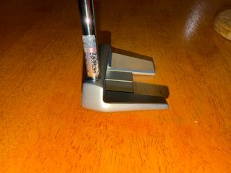 Cleveland Huntington Beach Collection 11 Putter (Right Hand)
