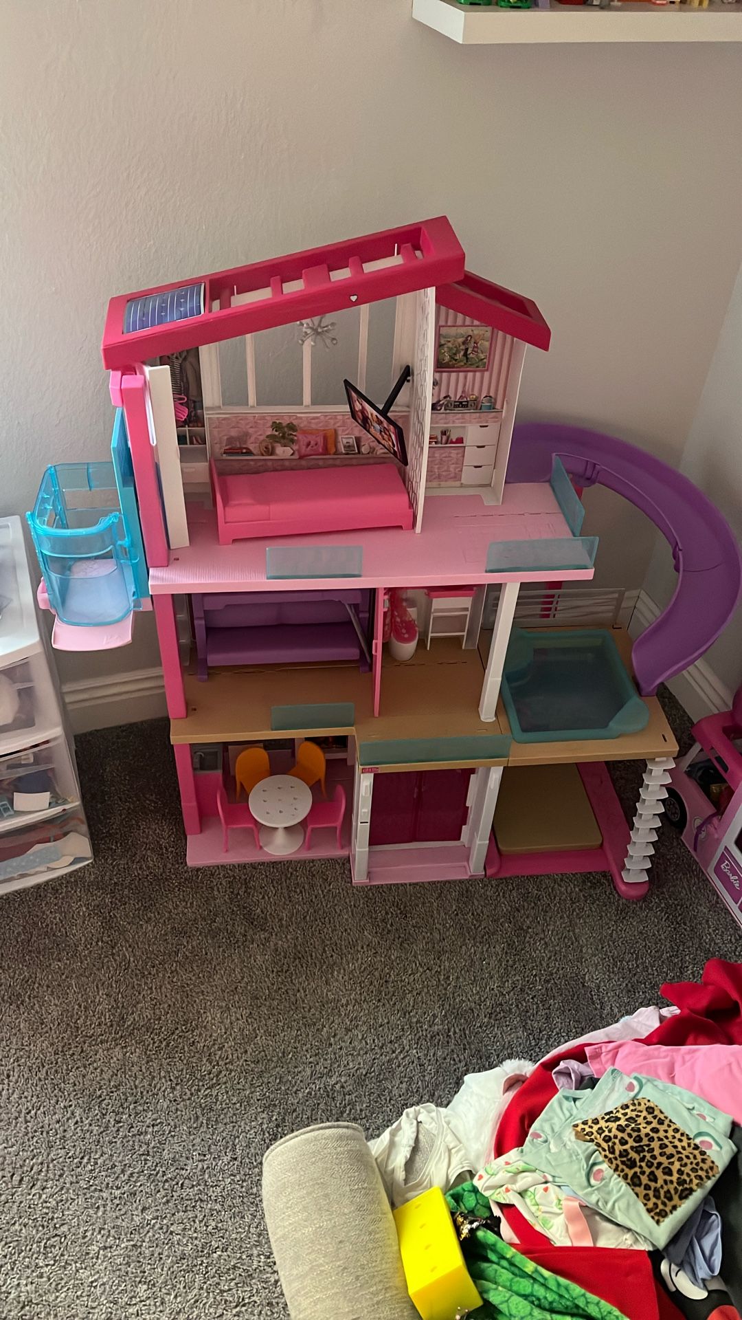 Barbie House With Pool And Slide