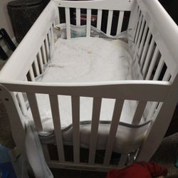 Nice Baby Crib 
