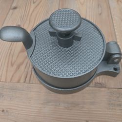 Hamburger Press ( W/ Manuel)