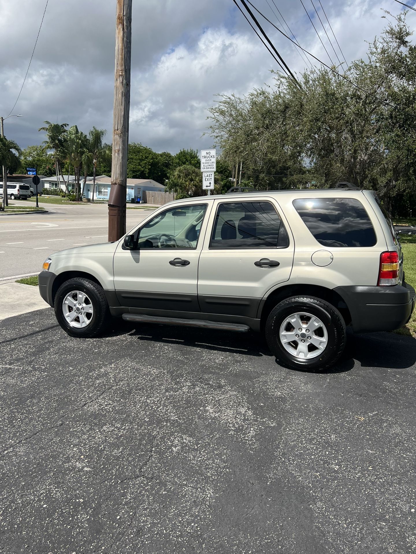 2005 Ford Escape