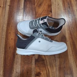 PRESTINE Women's FootJoy Stratos SIZE 7 golf shoes