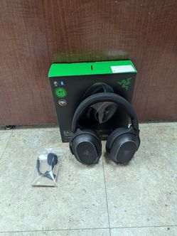 RAZER M:BARRACUDA X CHROMA WIRELESS HEADSET