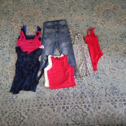 10 Pieces Of Express Clothing - $20.00