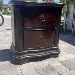 FREE Nightstand 