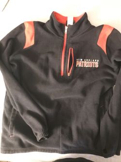 Youth 14-16 Patriots Fleece