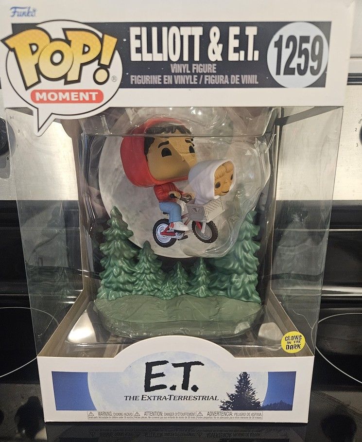 E.T THE EXTRATERRESTRIAL FUNKO EXCLUSIVE LARGE POP