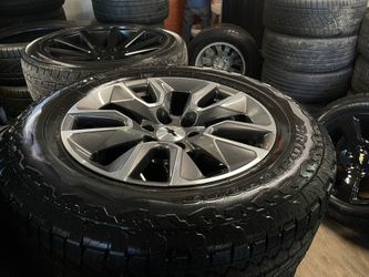 20” Chevy Silverado Rst New Take Off Wheels