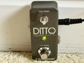 TC Electronic Ditto Looper Effects Pedal ( Missing Knob ) ( Read ) ( TESTED )