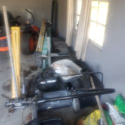 Push Mower Briggs , Make an Offer On ?