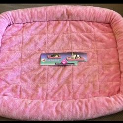 Pink Plush Fashion Pet Bed for Cats or Dogs
