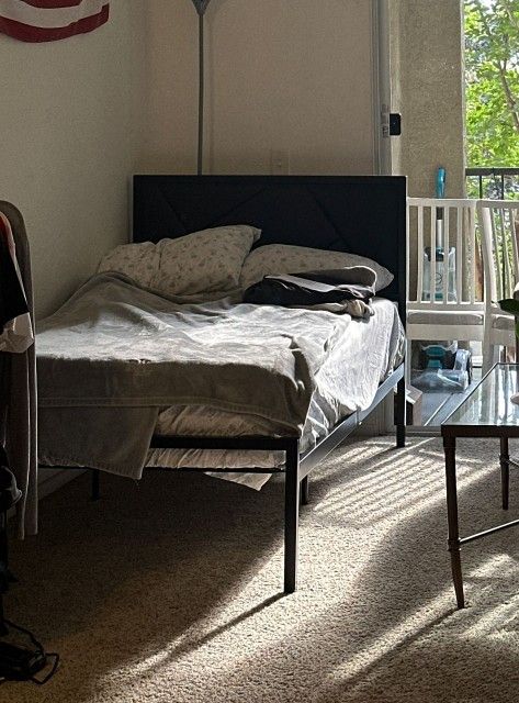 Twin Bed With Mattress 