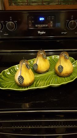 17" Porcelain Leaf Dish + 3 Resin Pears