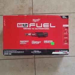Milwaukee M12 Fuel Brushless Cordless High Speed 1/4” Ratchet Kit W/ 2 Batteries , Charger And Bag