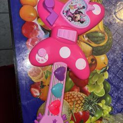 Minnie Mouse Guitar 