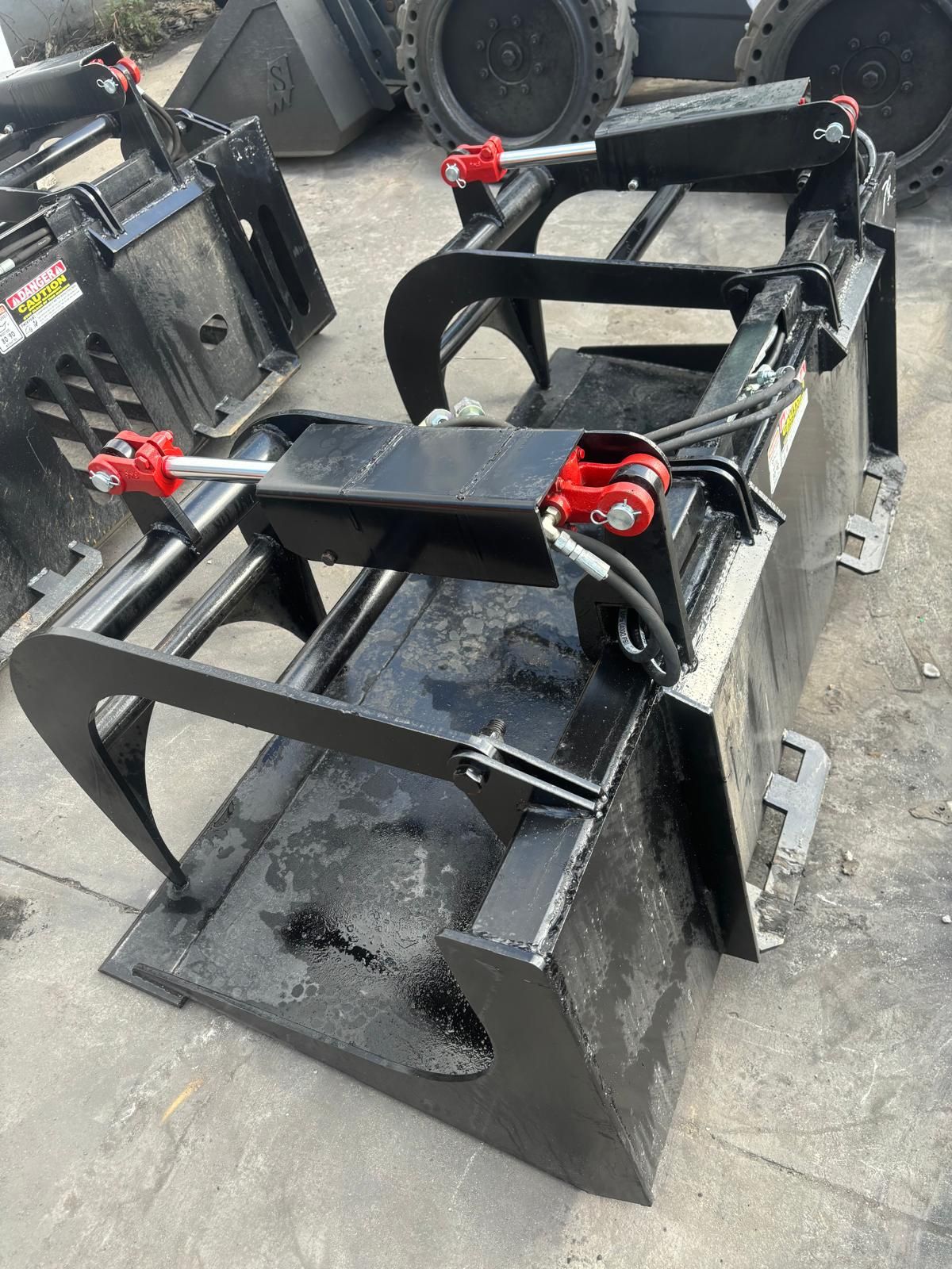 All-Star 72" in Q/C Root E-Series Skid Steer Grapple attachment