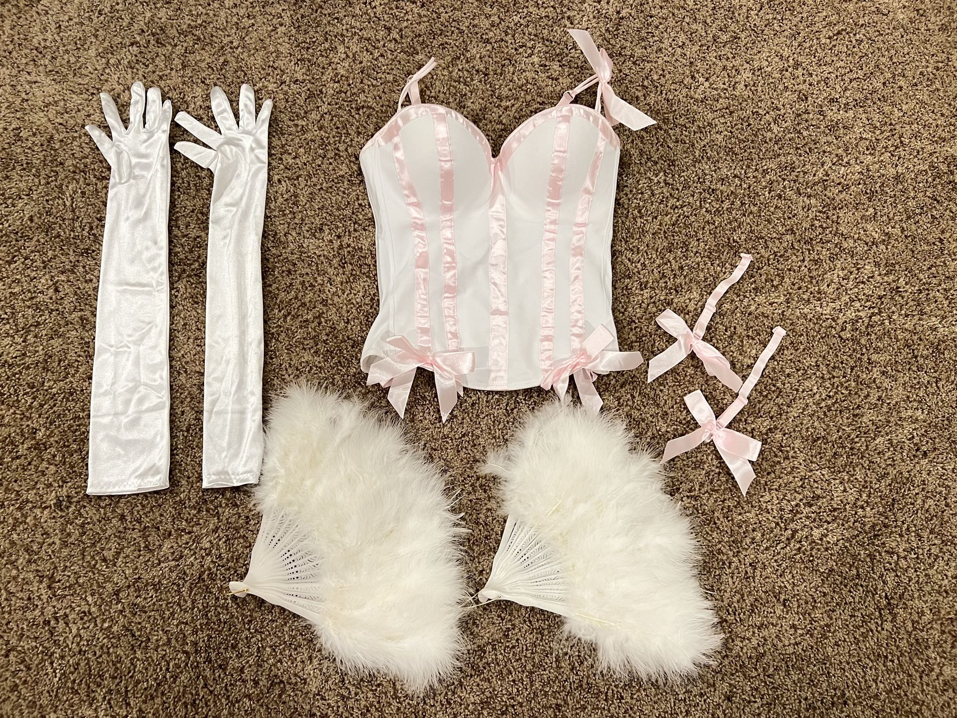Corset Beautiful, delicate, very feminine corset, very soft fabric color write and pink Corset size XL