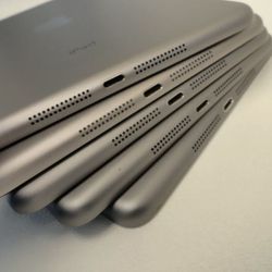 Apple iPad Mini 2 16GB PERFECT Condition Comes With Case And Charger