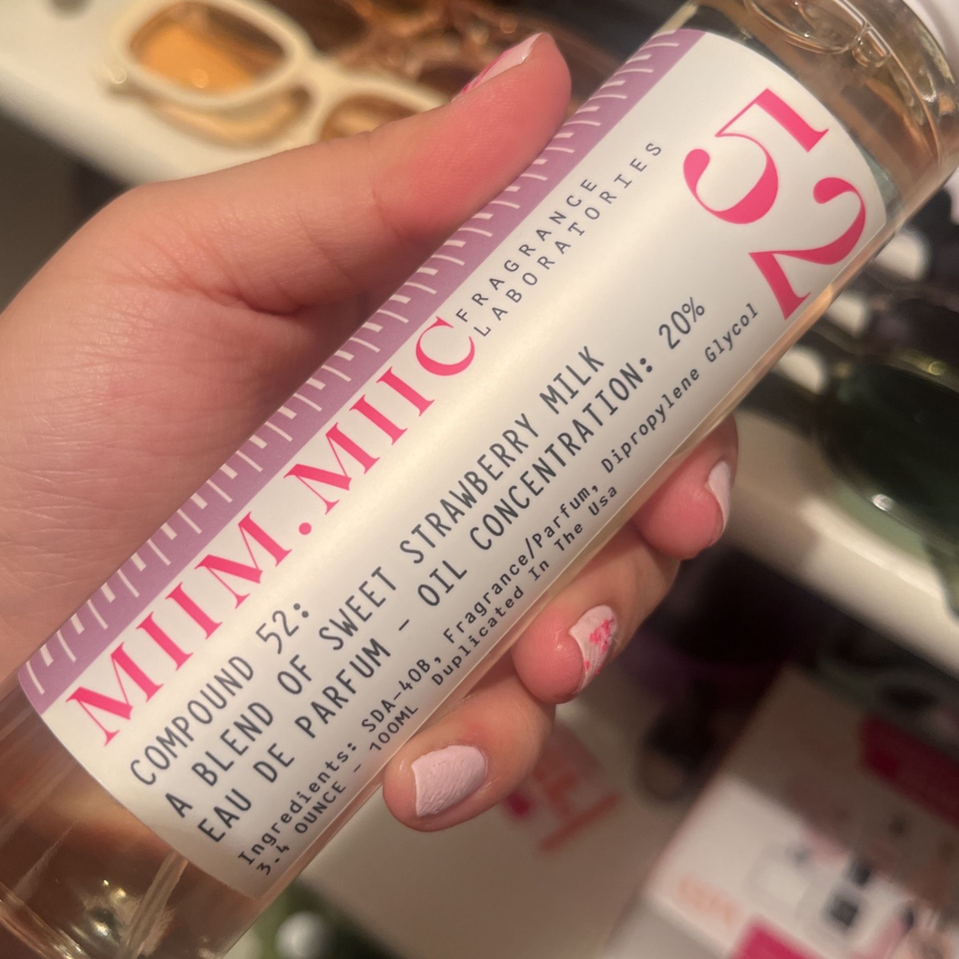 Mimic 52 Perfume