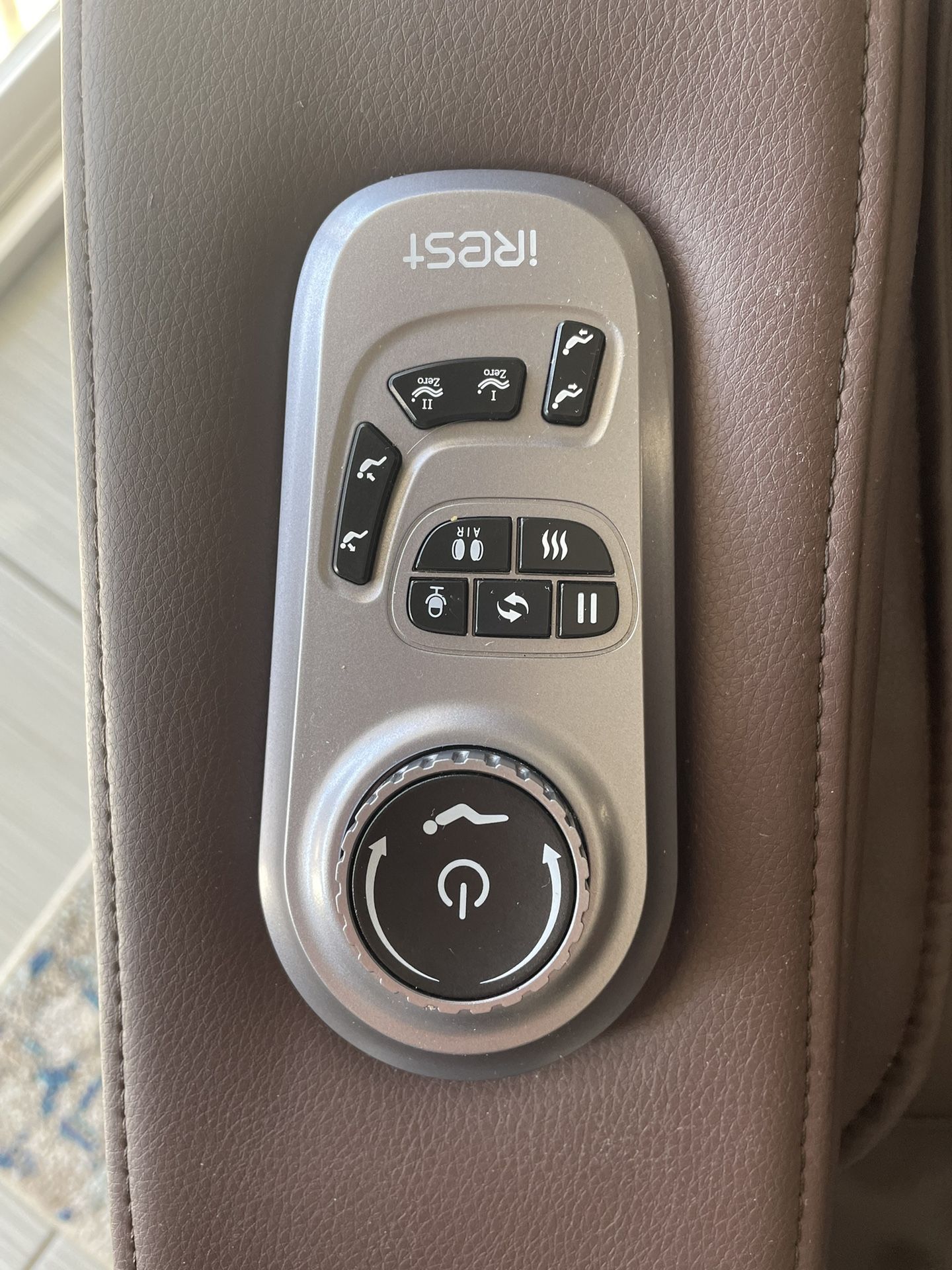 iRest Massage Chair for Sale in Murrieta, CA OfferUp